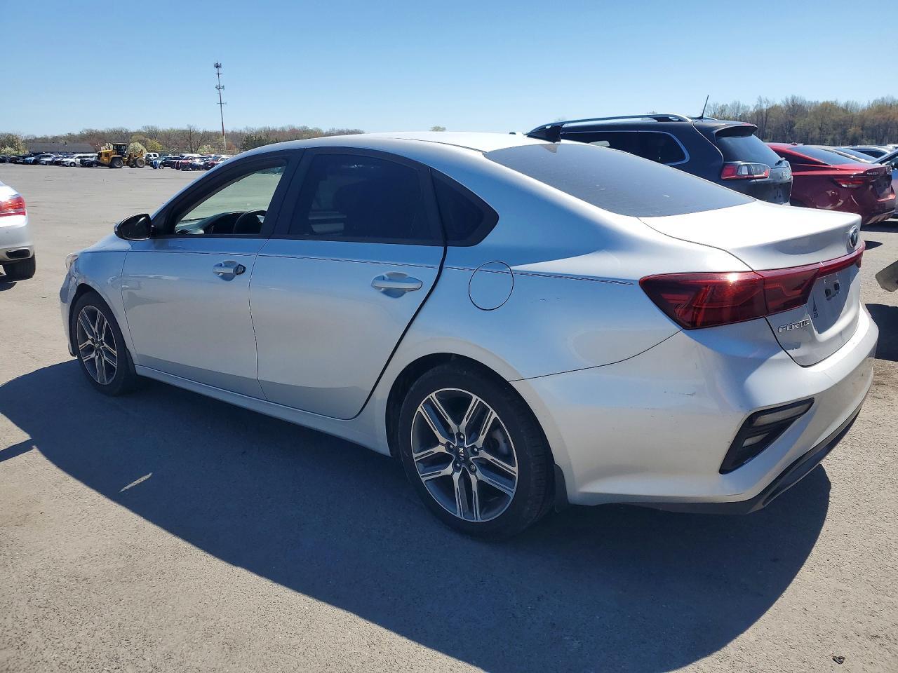 2019 Kia Forte S - Фото 2