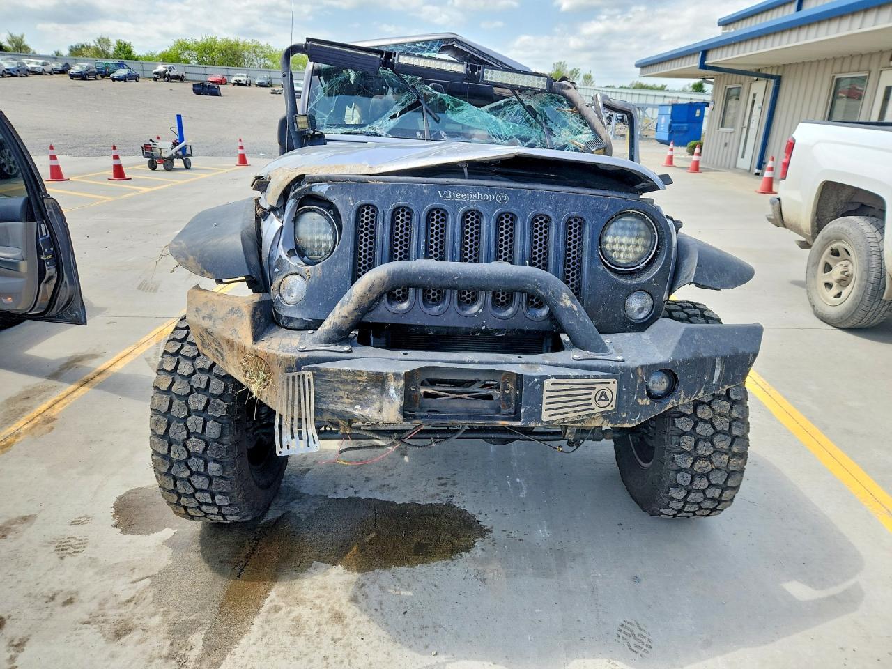 2014 Jeep Wrangler Unlimited Rubicon - Image 5