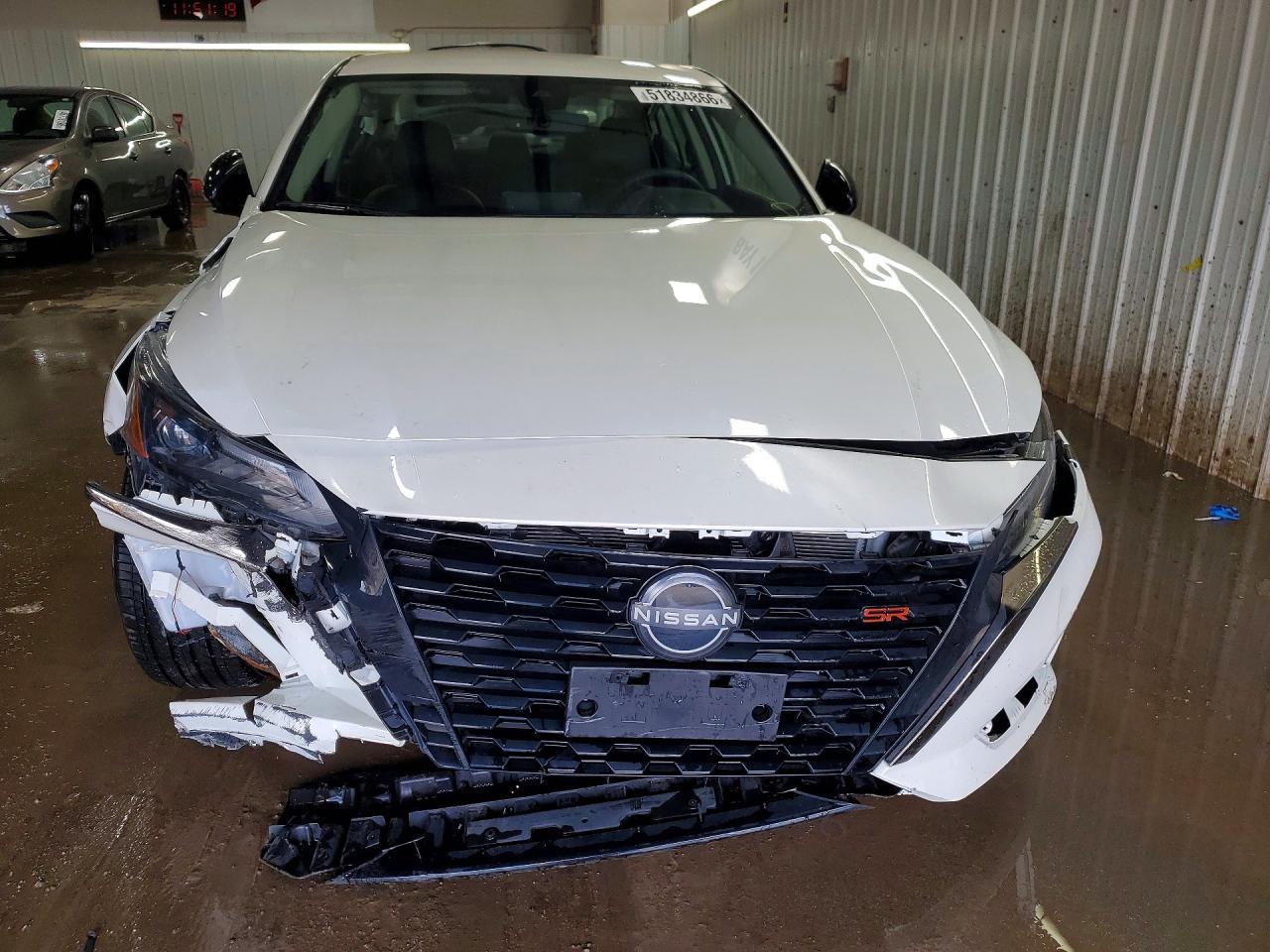 2024 Nissan Altima Sr - Фото 5