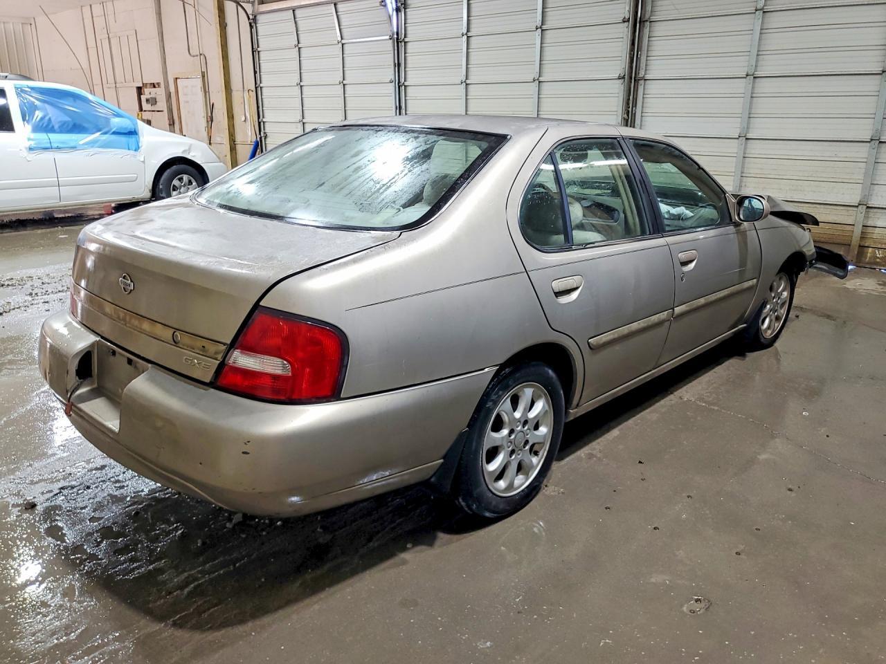 2000 Nissan Altima Xe/Gxe/Se/Gle - Фото 3