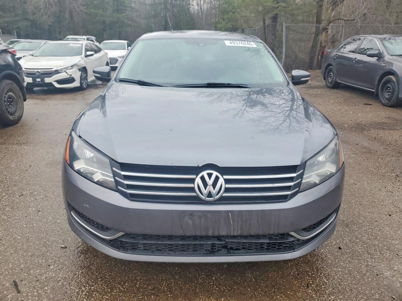 2013 Volkswagen Passat S - Image 5