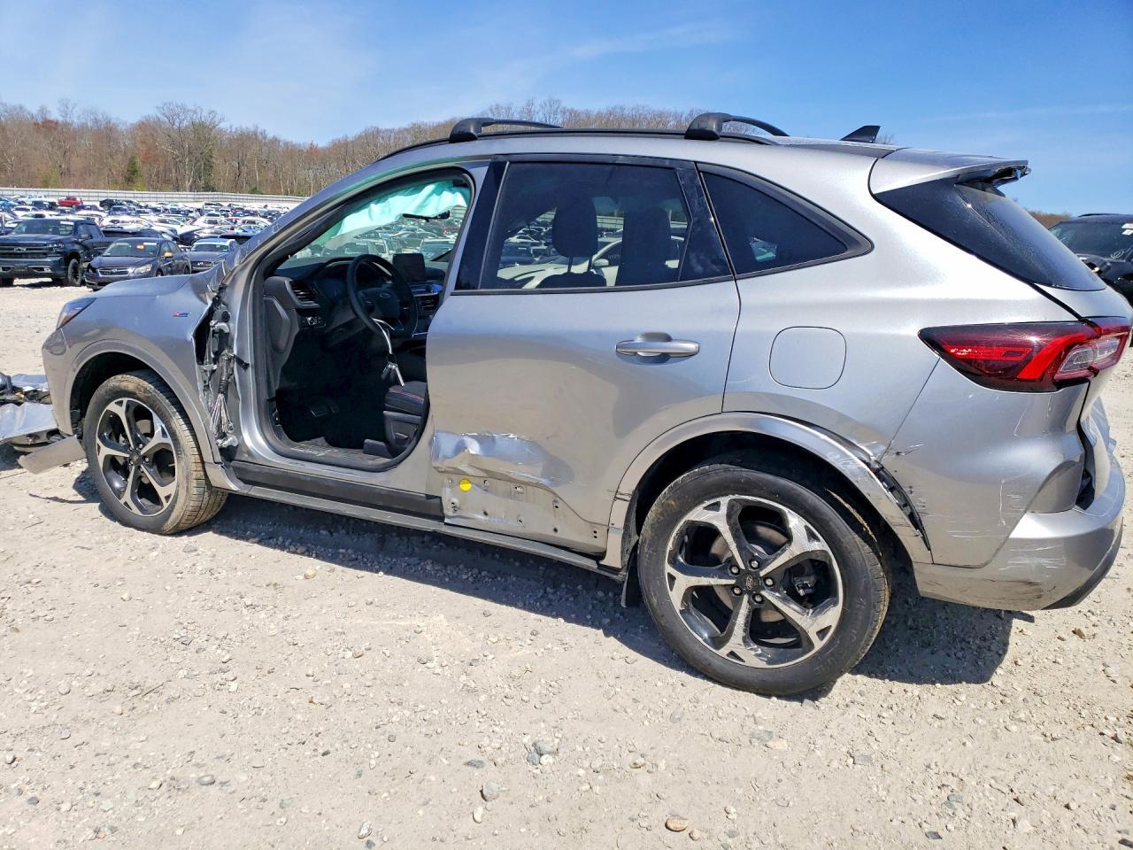 2024 Ford Escape St Line Select - Фото 2