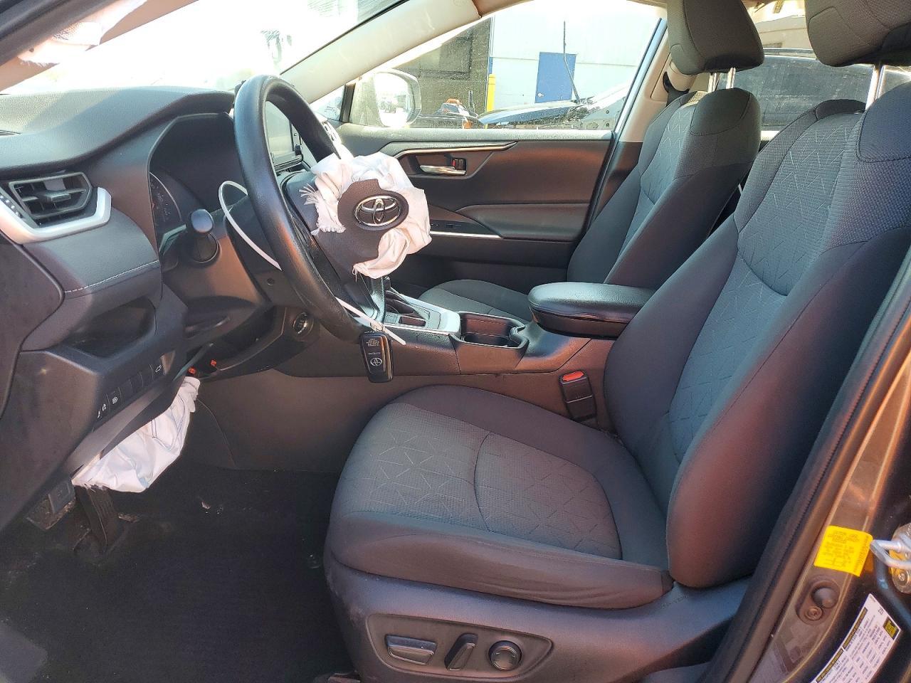 2021 Toyota Rav4 Xle - Image 7