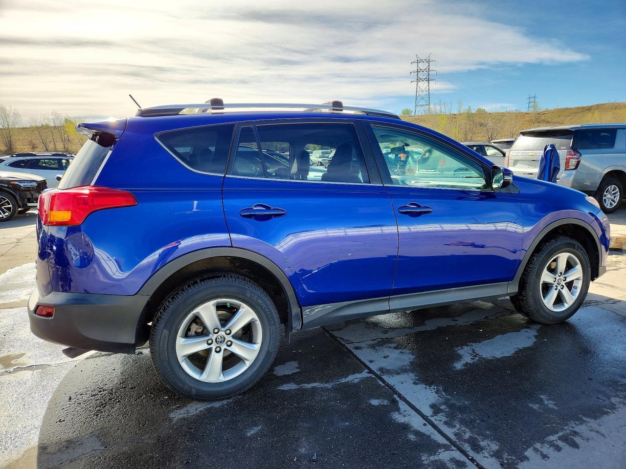 2015 Toyota Rav4 Xle - Image 3