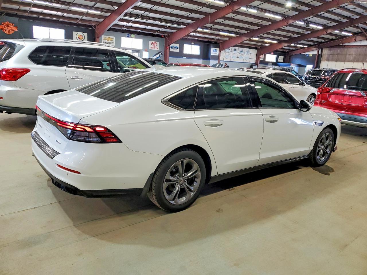 2023 Honda Accord Hybrid Exl - Image 3