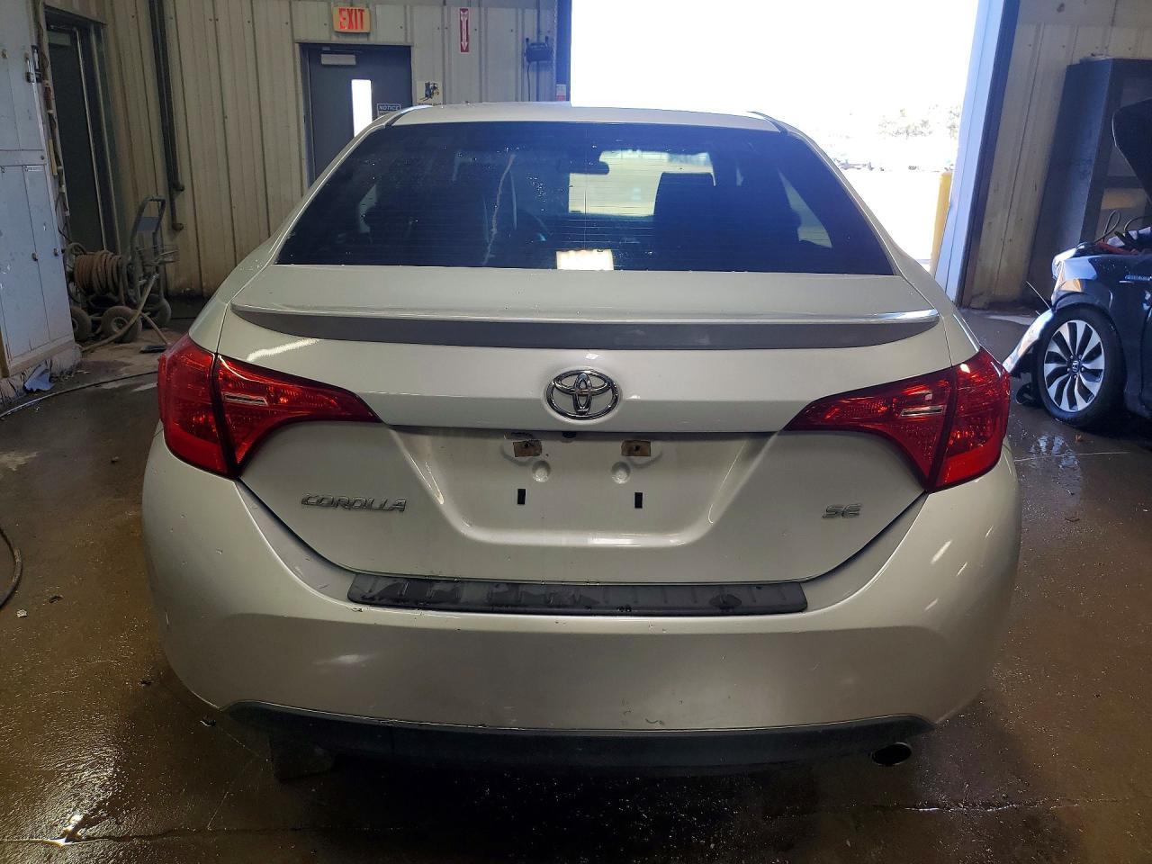 2018 Toyota Corolla Se - Фото 6