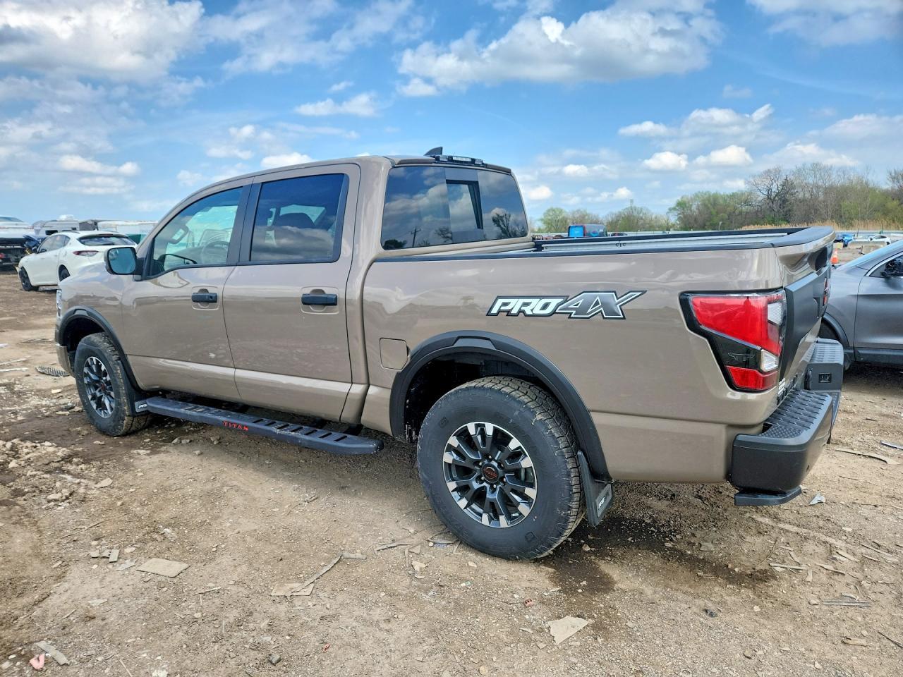 2024 Nissan Titan Pro-4X - Image 2