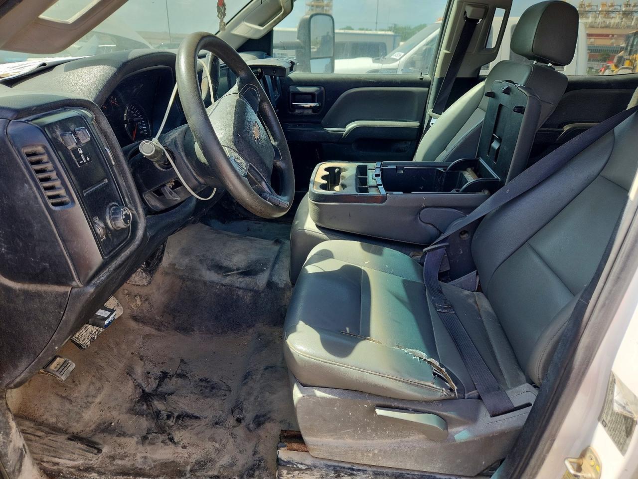 2019 Chevrolet Silverado C3500 6.0L V-8 Flat Bed - Фото 7