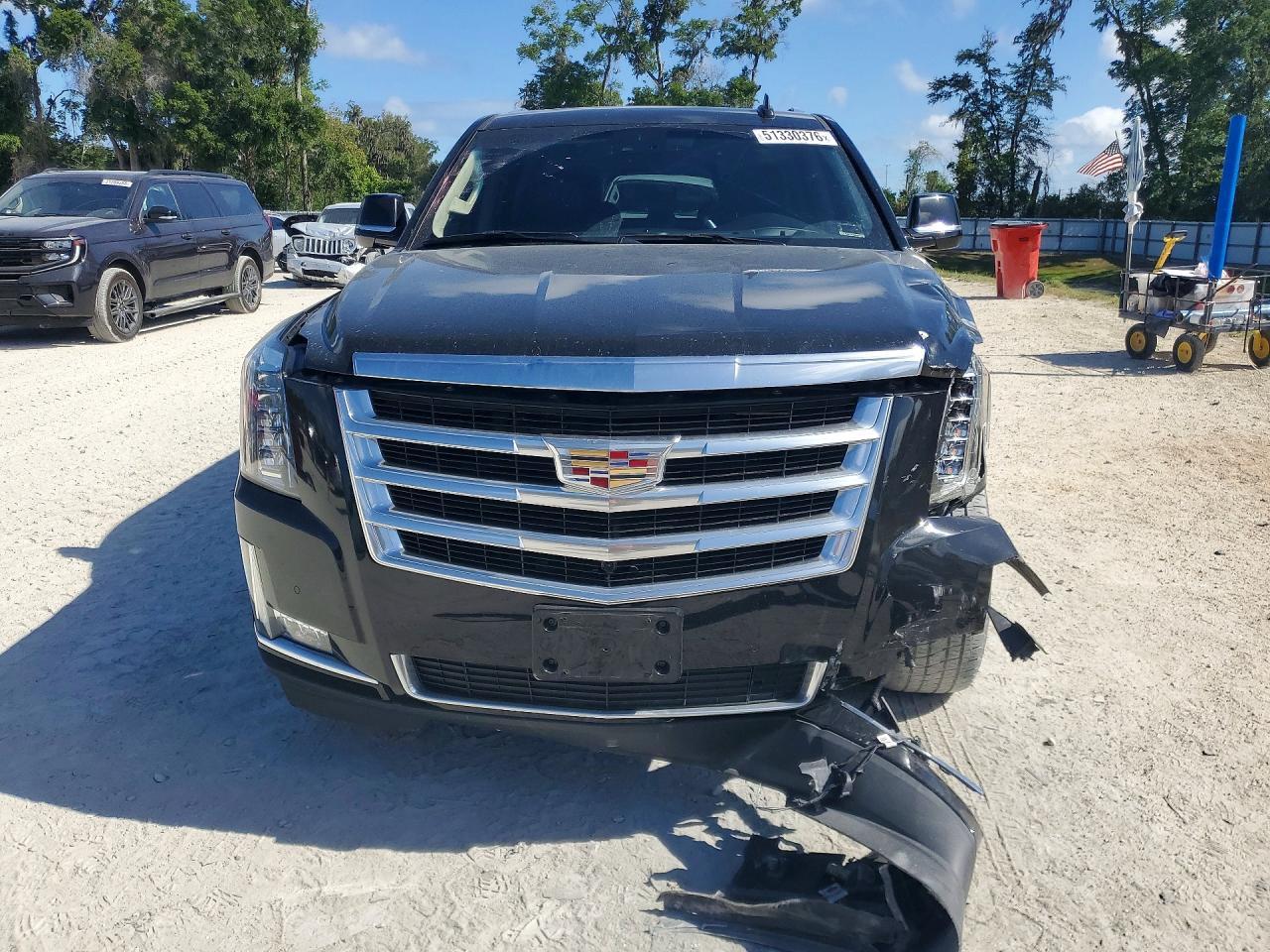 2019 Cadillac Escalade Luxury - Image 5
