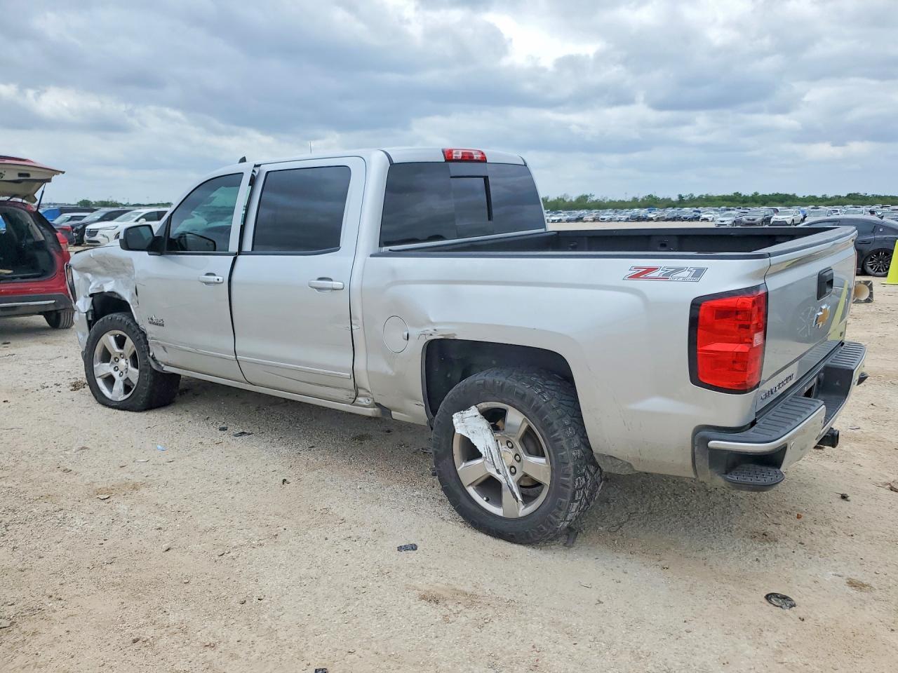 2017 Chevrolet Silverado K1500 Lt - Фото 2