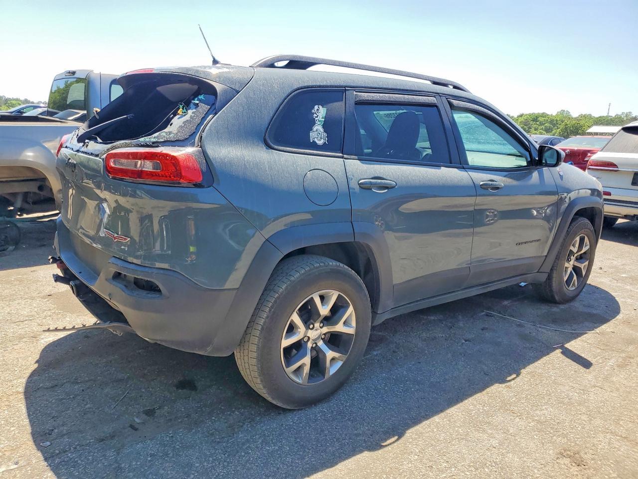 2015 Jeep Cherokee Trailhawk - Фото 3