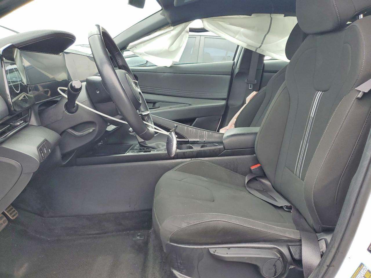 2025 Hyundai Elantra Hybrid Sel Sport - Фото 7