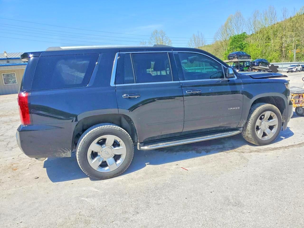 2017 Chevrolet Tahoe Premier - Фото 3