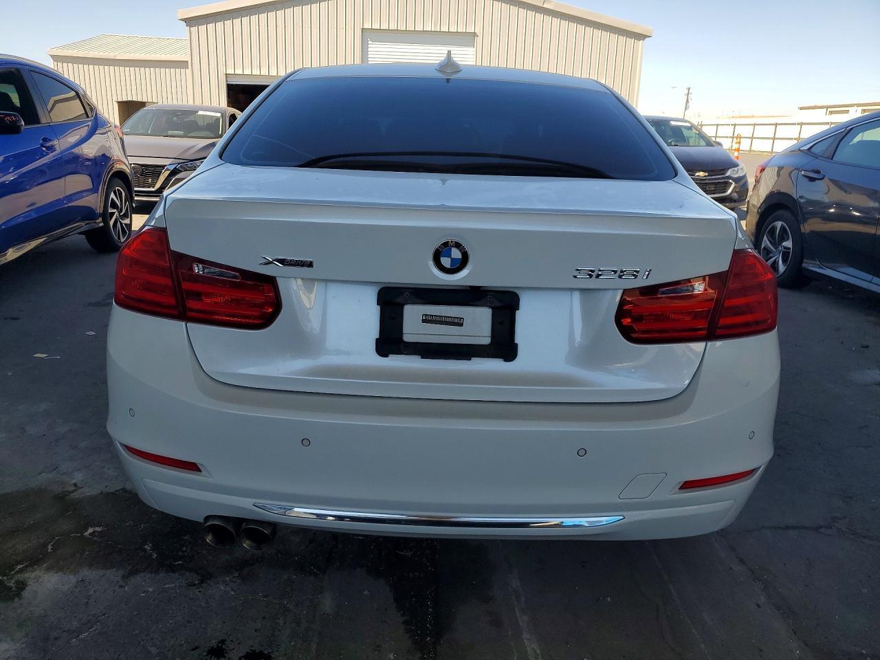 2015 BMW 328I - Image 6