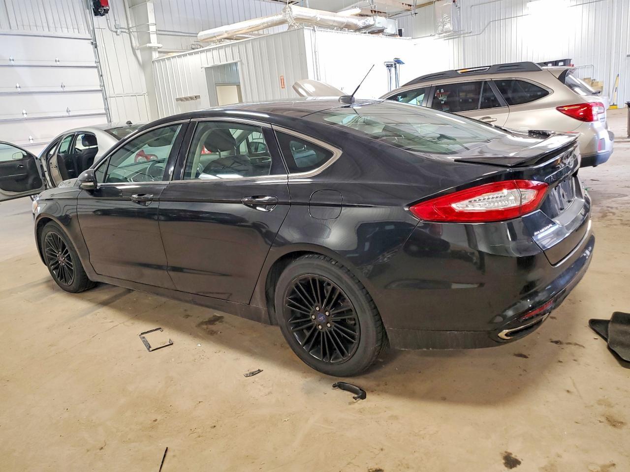 2014 Ford Fusion Se - Image 2
