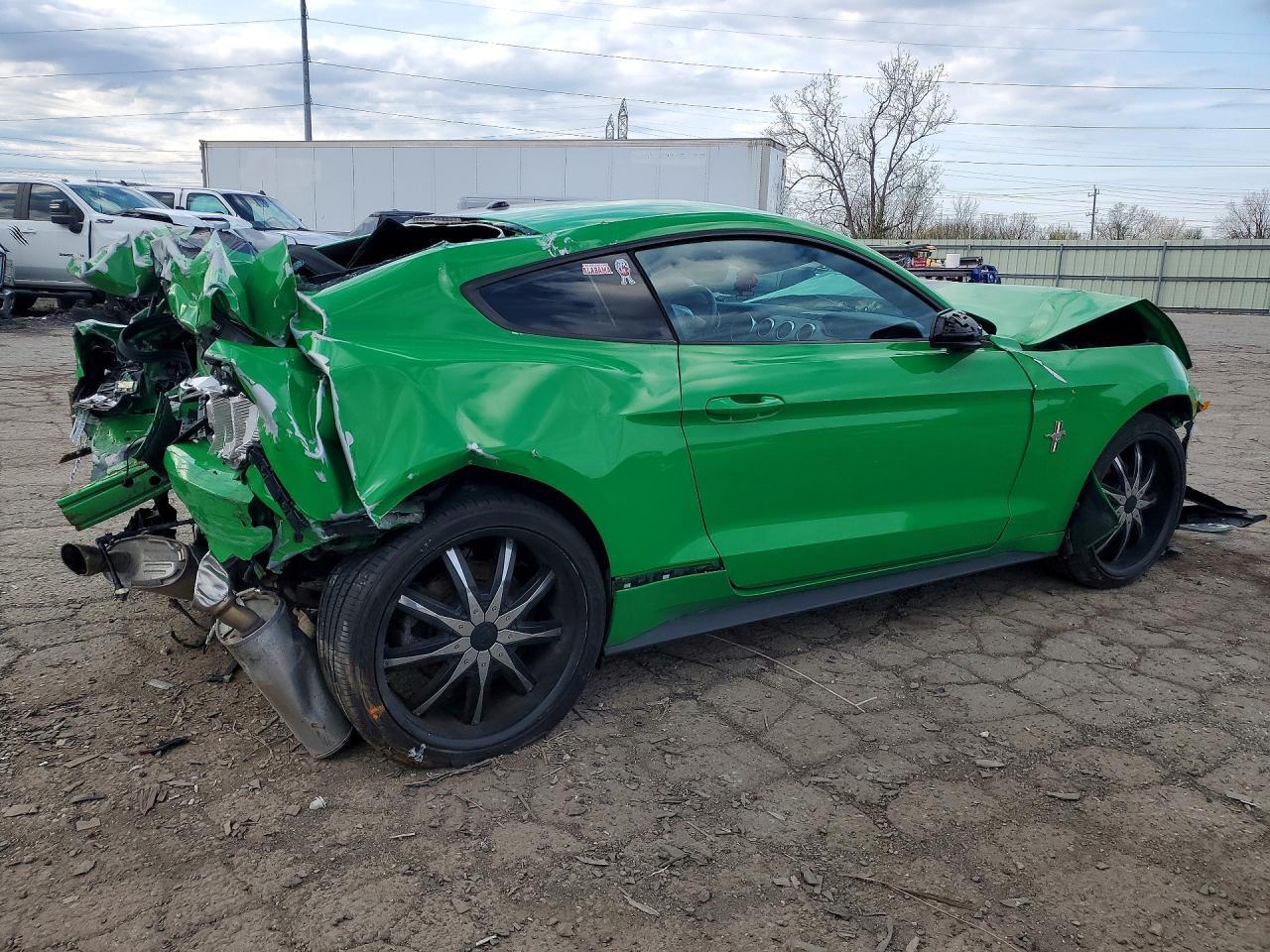 2019 Ford Mustang - Фото 3