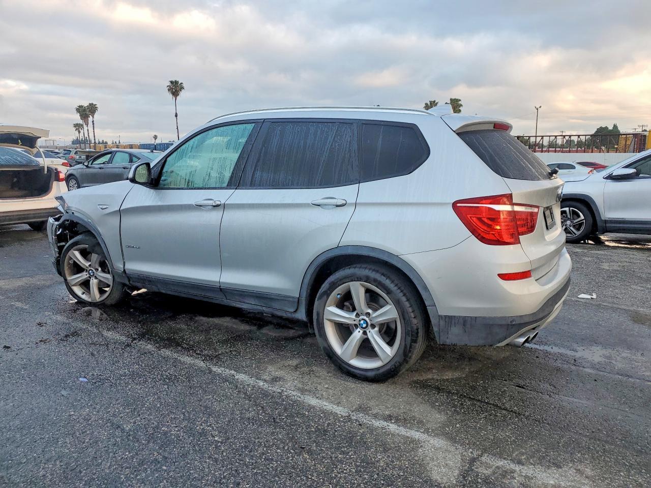 2017 BMW X3 Sdrive28I - Image 2