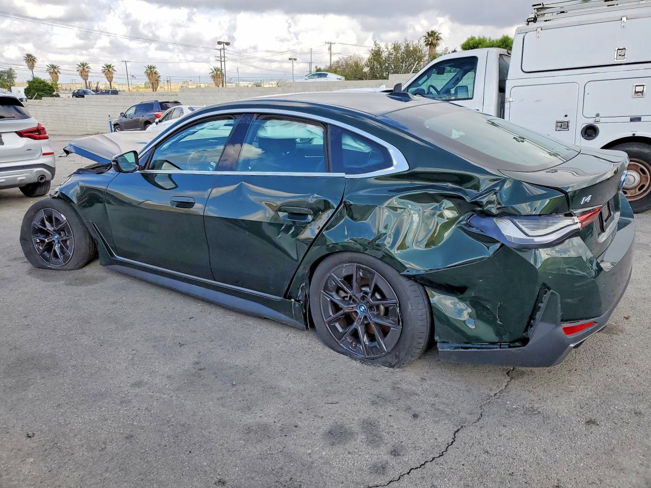 2024 BMW I4 Edrive 40 - Фото 2