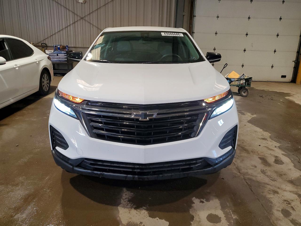 2024 Chevrolet Equinox Ls - Image 5