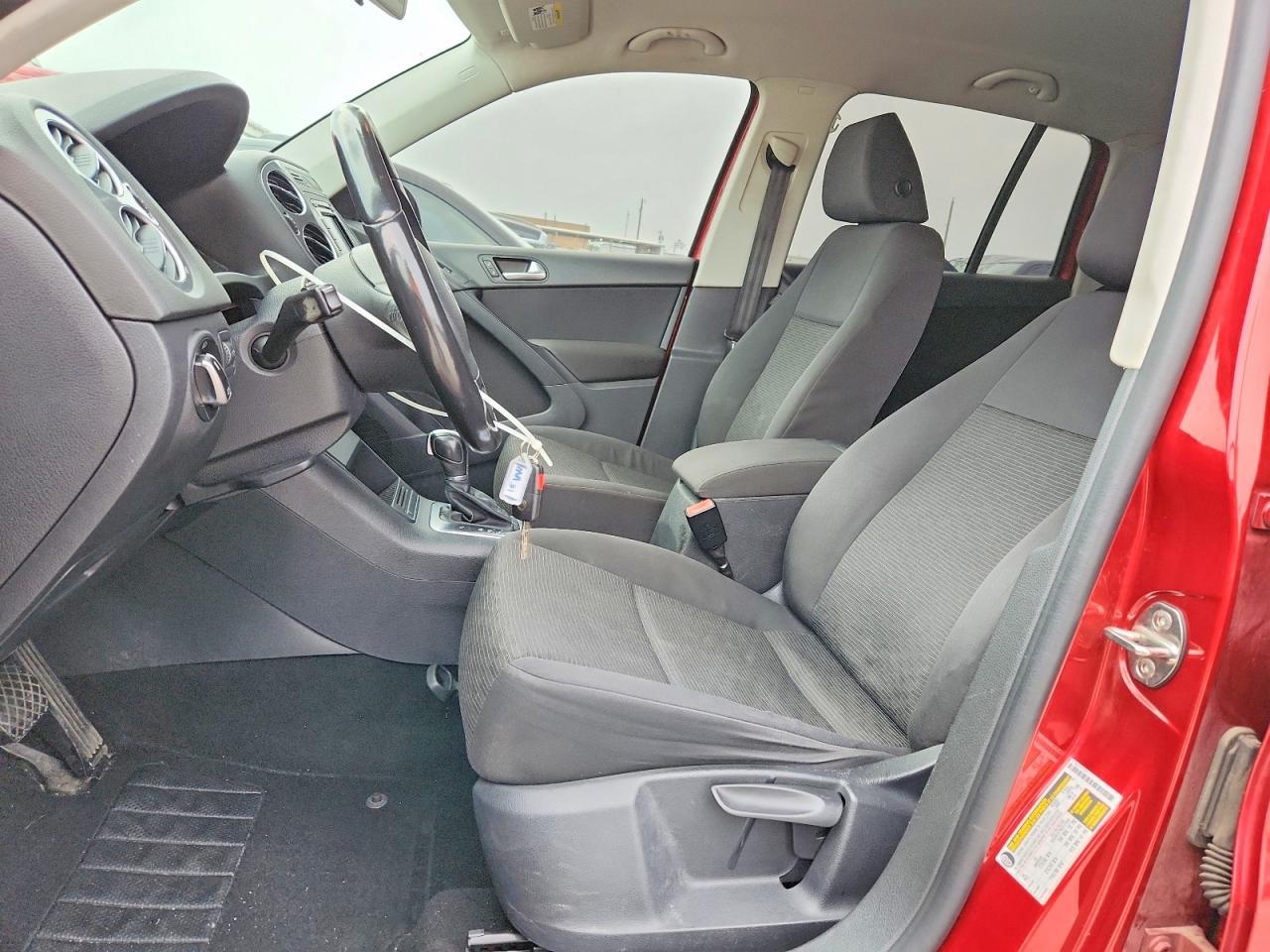 2015 Volkswagen Tiguan S - Image 7