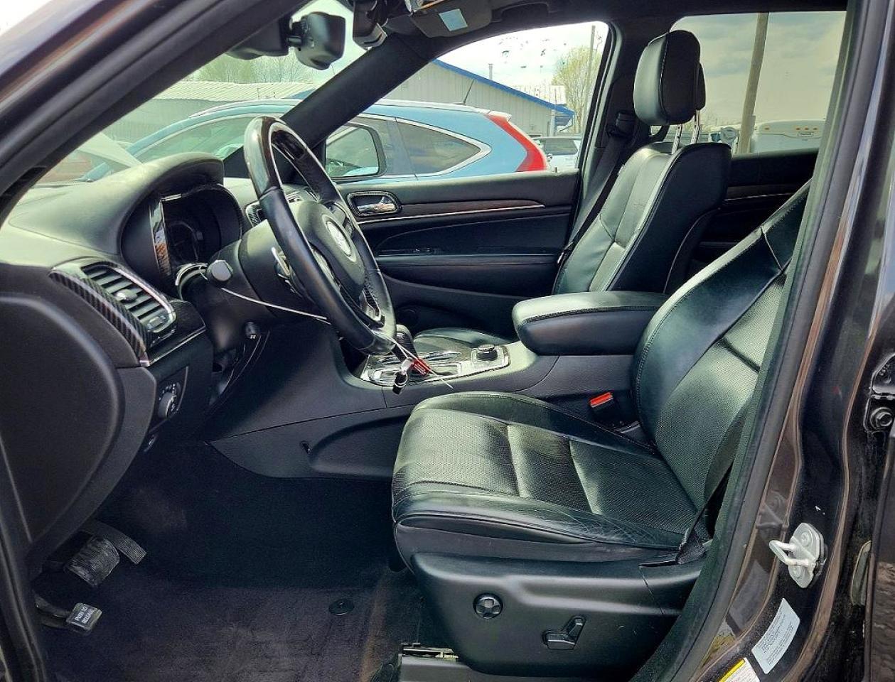 2016 Jeep Grand Cherokee Summit - Image 7