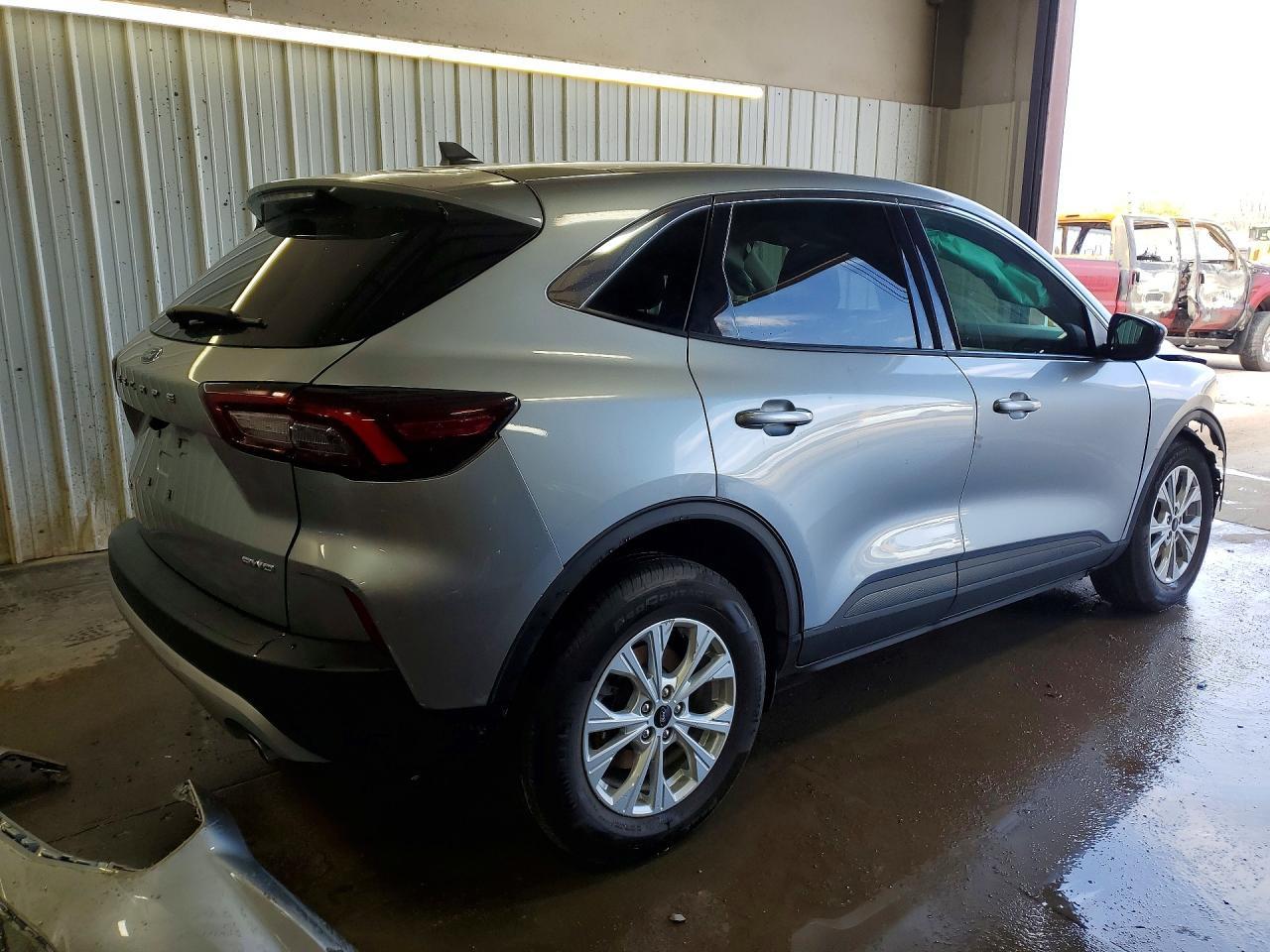 2024 Ford Escape Active - Фото 3