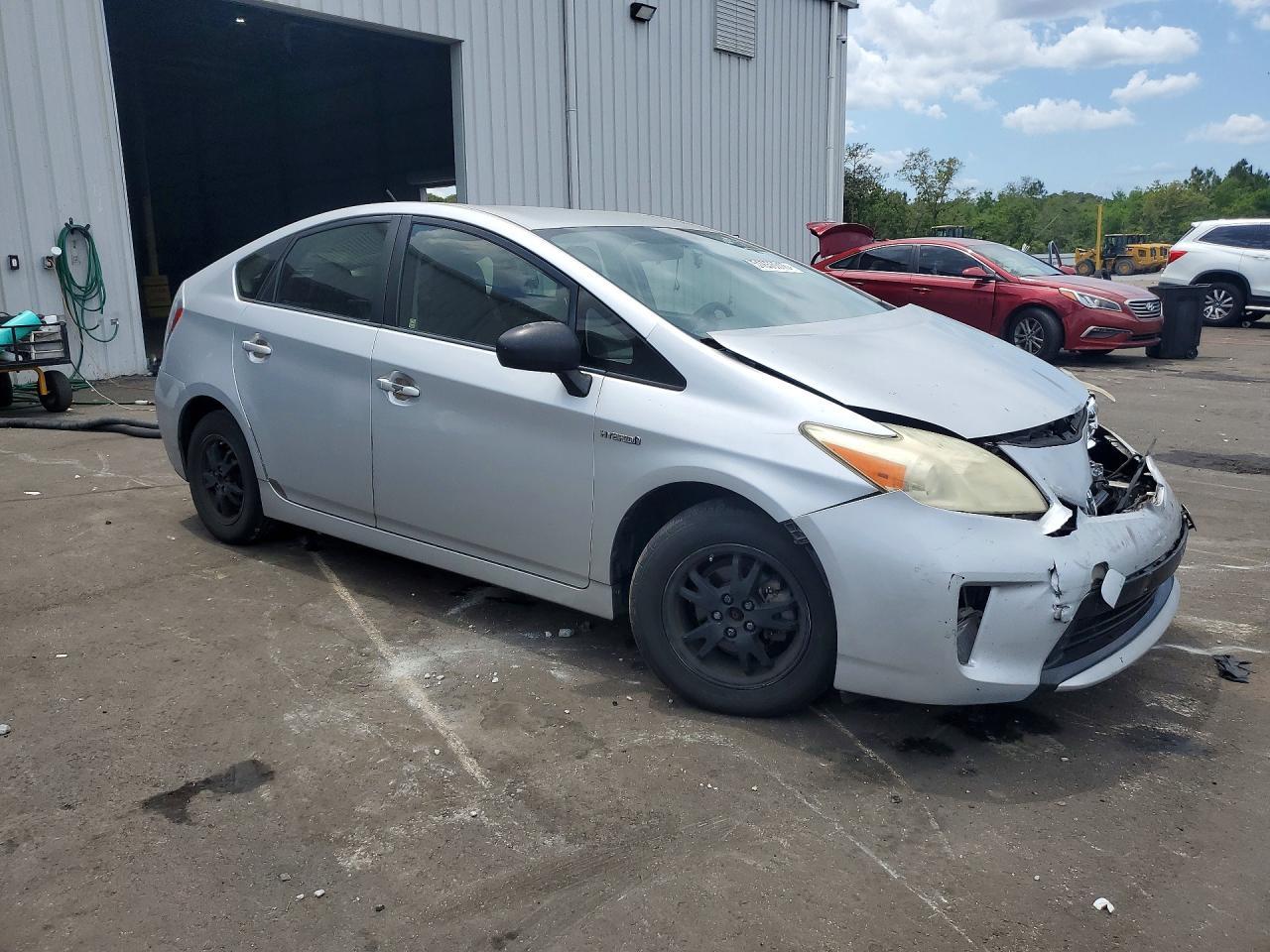 2012 Toyota Prius Two - Фото 4