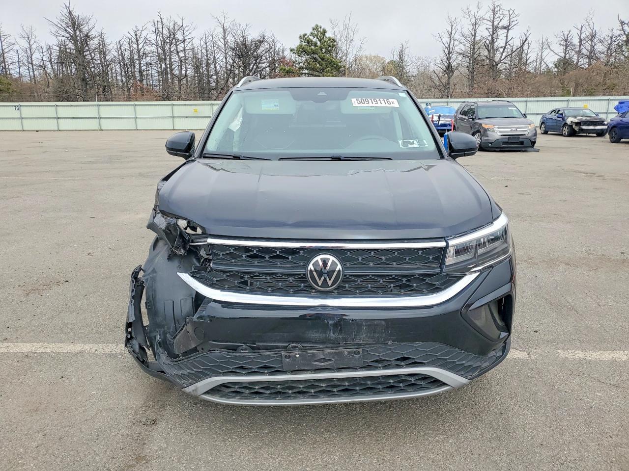 2023 Volkswagen Taos Se - Image 5