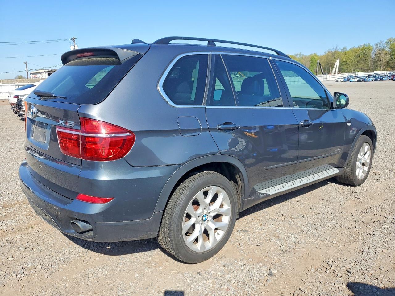 2013 BMW X5 xDrive35I - Фото 3