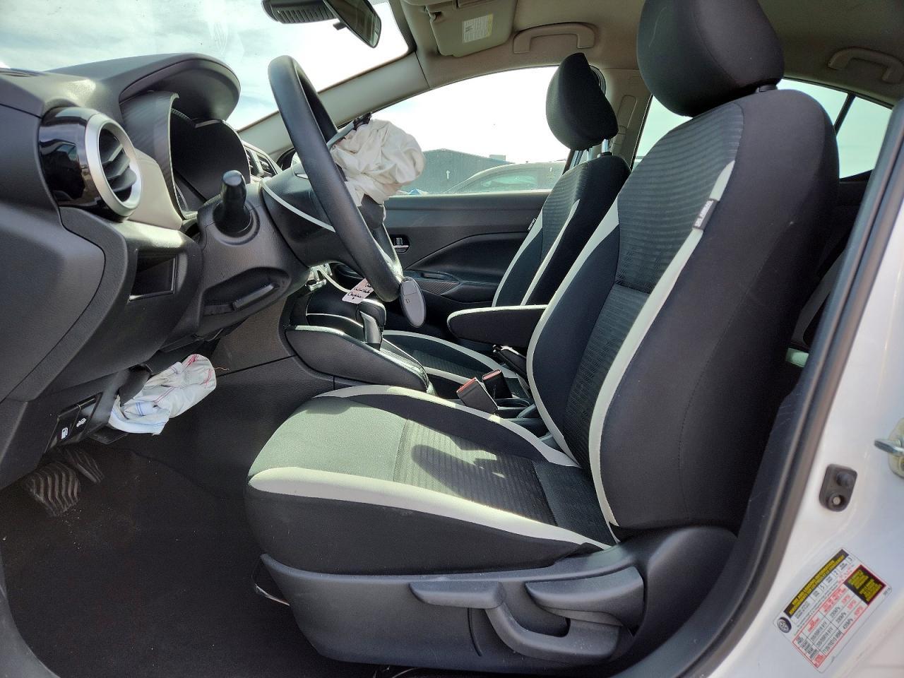 2020 Nissan Versa Sv - Image 7