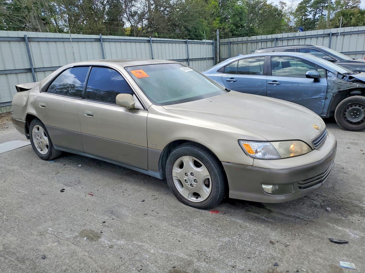 2000 Lexus Es 300 Base - Фото 4