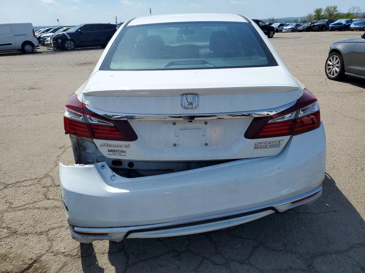 2017 Honda Accord Sport Special Edition - Фото 6