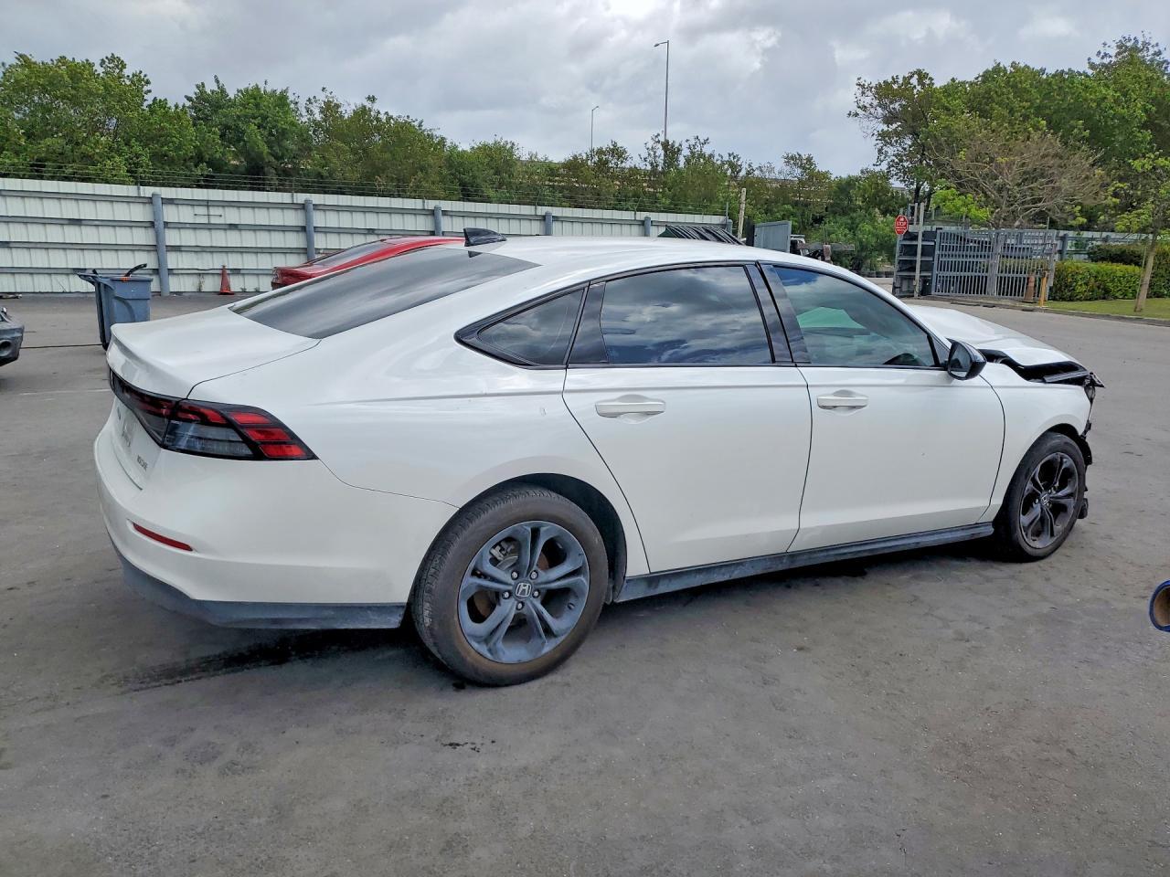 2025 Honda Accord Se - Image 3