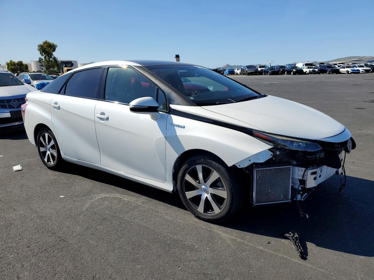 2016 Toyota Mirai Base - Фото 4