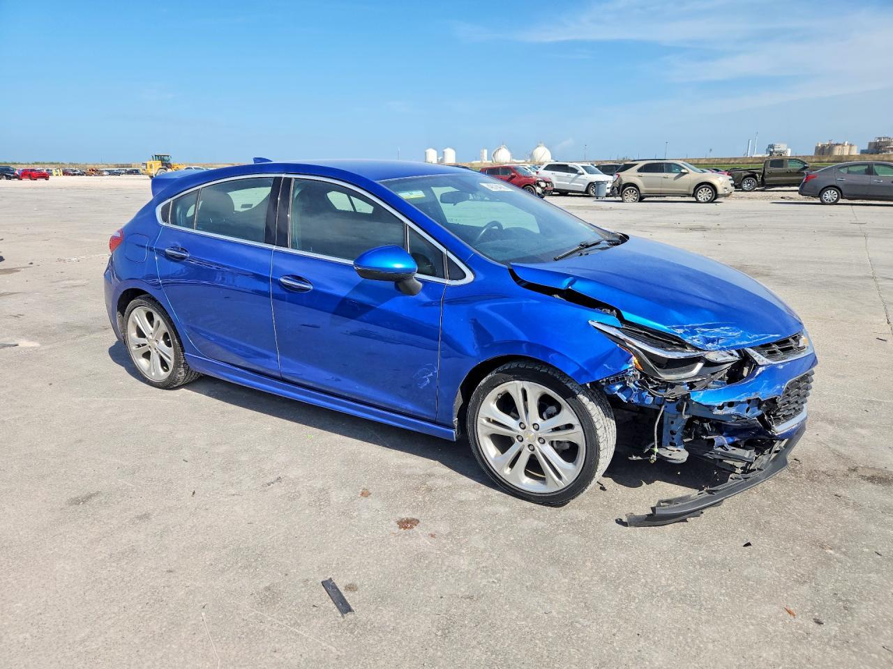 2017 Chevrolet Cruze Premier - Фото 4