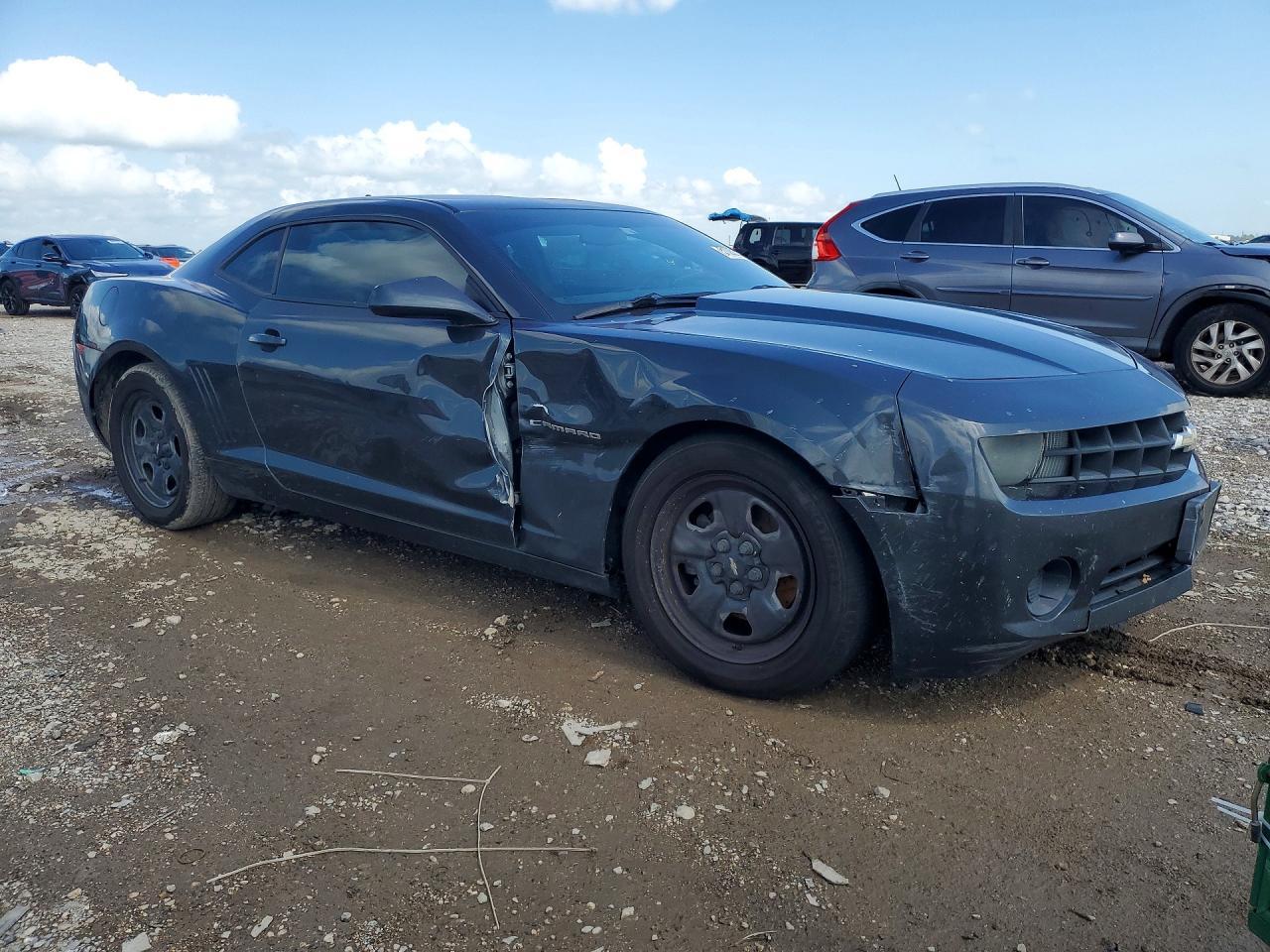2013 Chevrolet Camaro Ls - Image 4