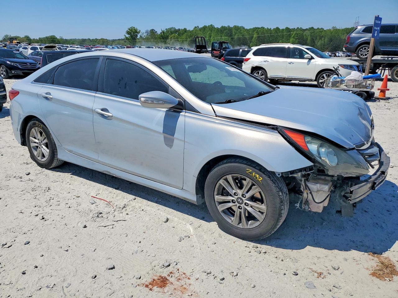 2014 Hyundai Sonata Gls - Image 4