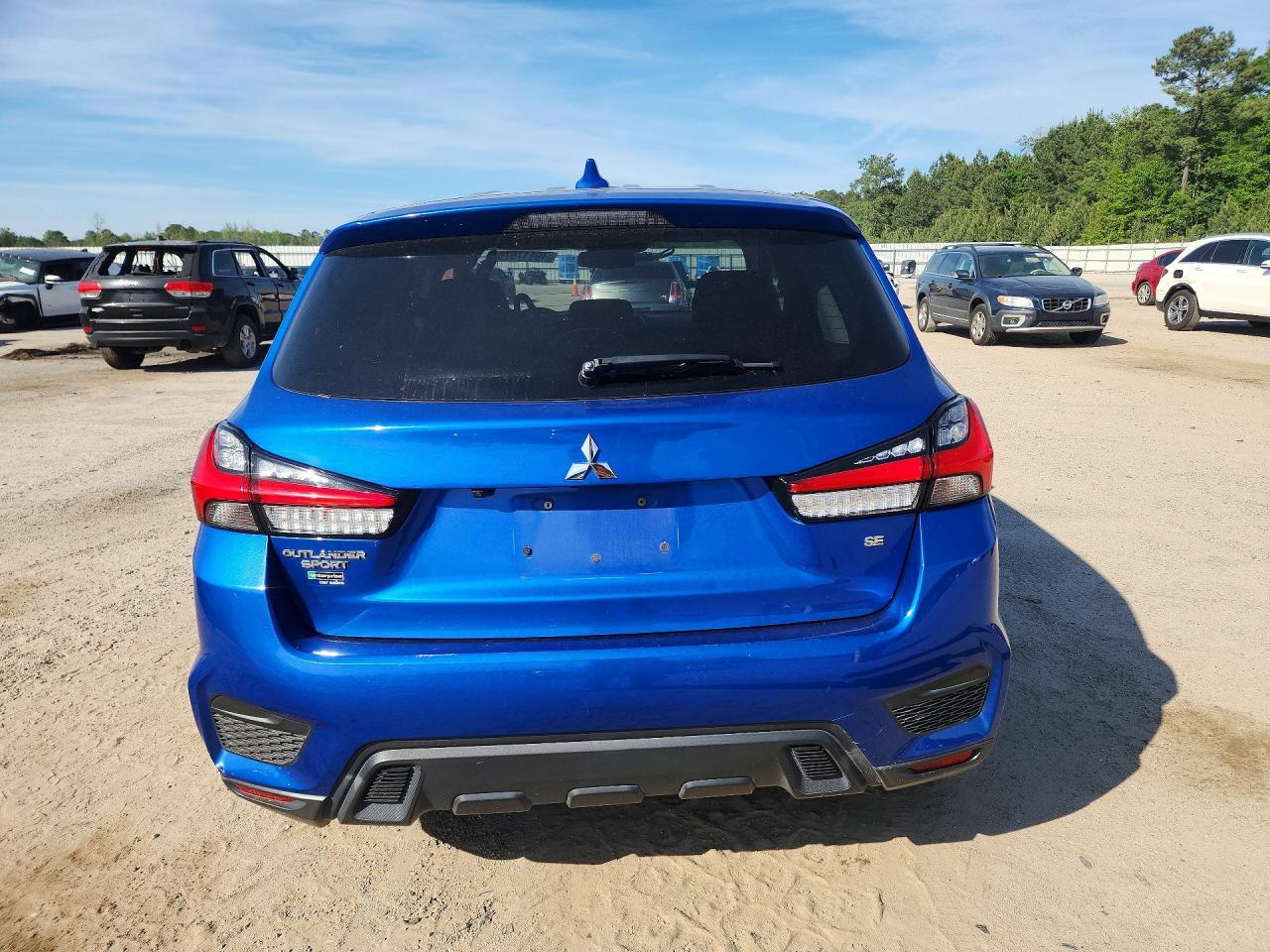 2020 Mitsubishi Outlander Sport Se - Image 6