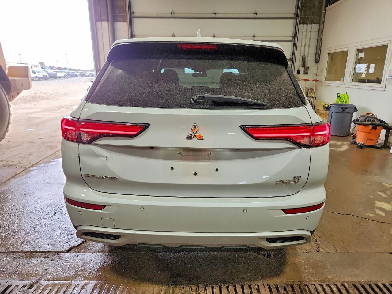 2025 Mitsubishi Outlander - Фото 6