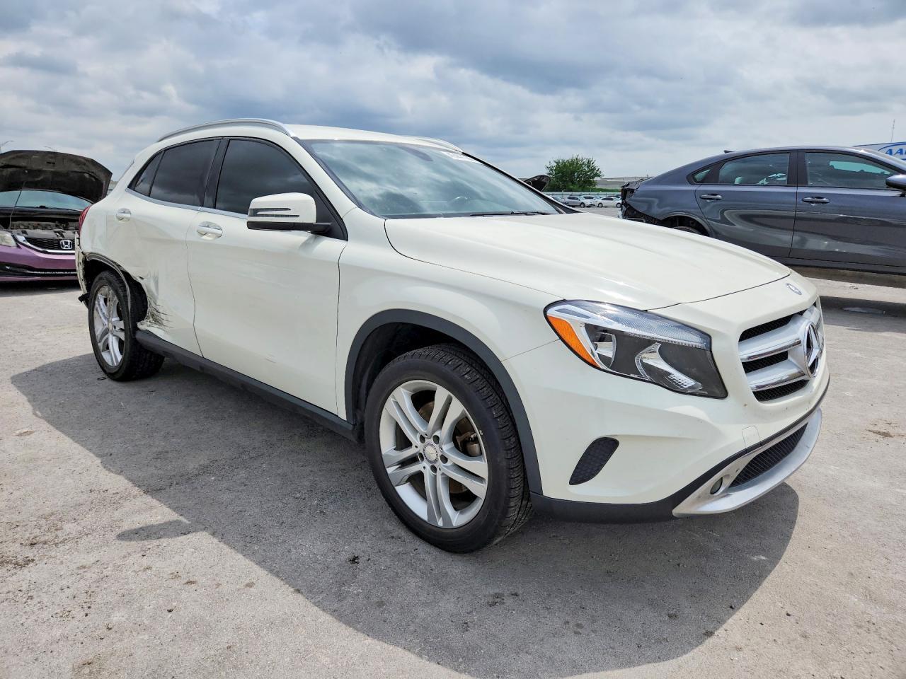 2016 Mercedes-Benz Gla 250 - Image 4