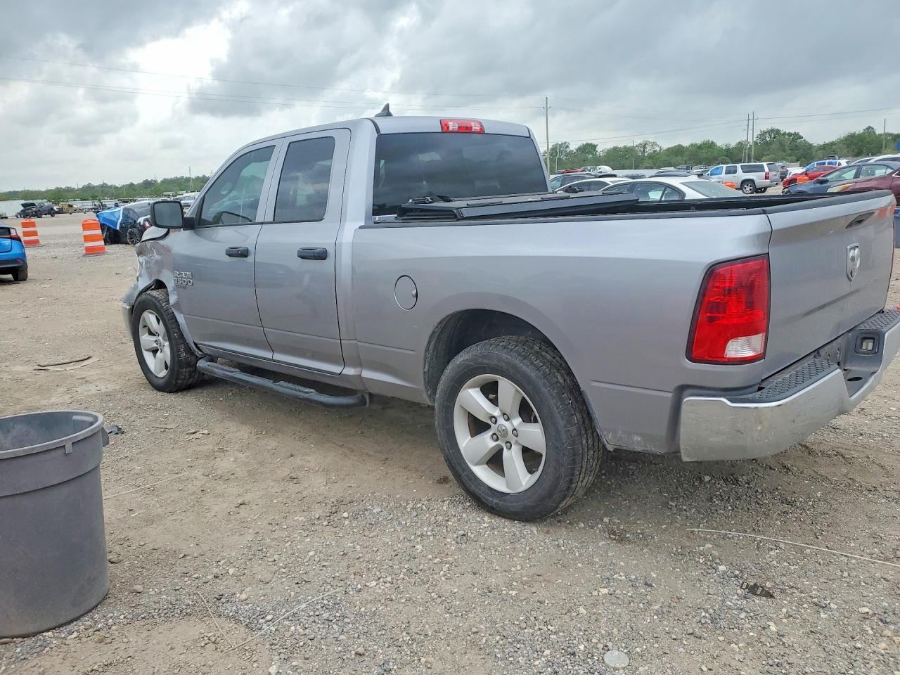 2021 Ram 1500 Classic Tradesman - Фото 2