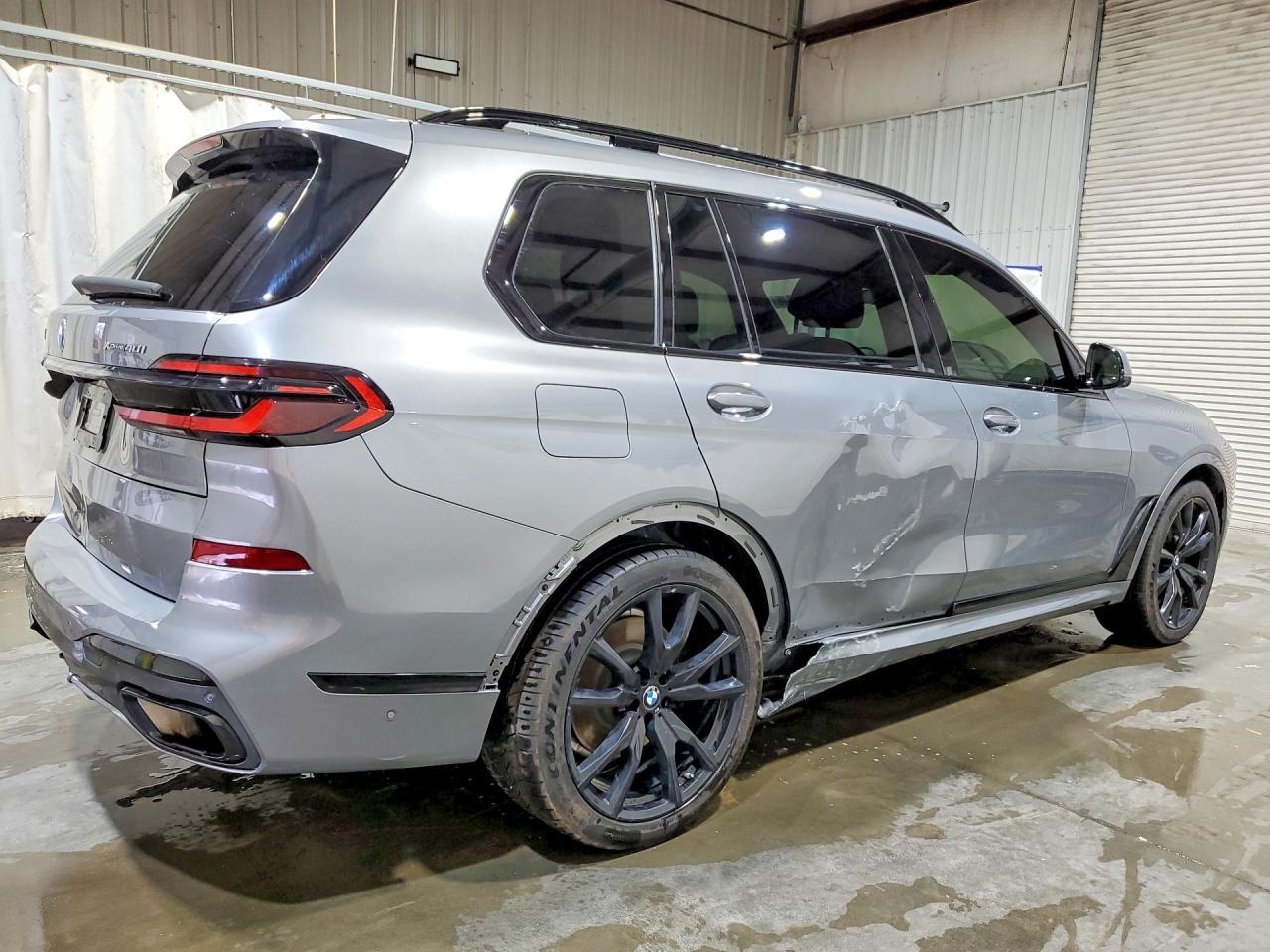 2024 BMW X7 xDrive40I - Image 3