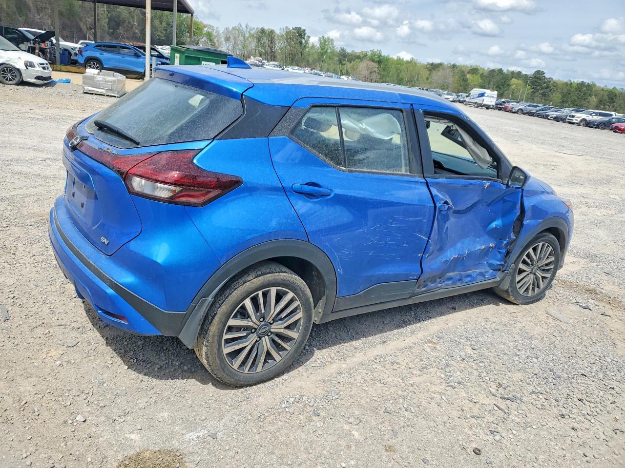 2023 Nissan Kicks Sv - Фото 3