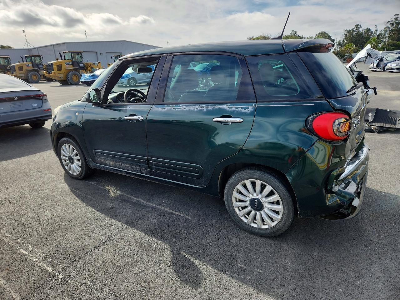 2014 Fiat 500L Easy - Image 2