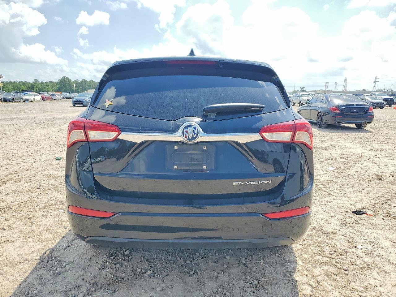 2020 Buick 4 Door - Фото 6