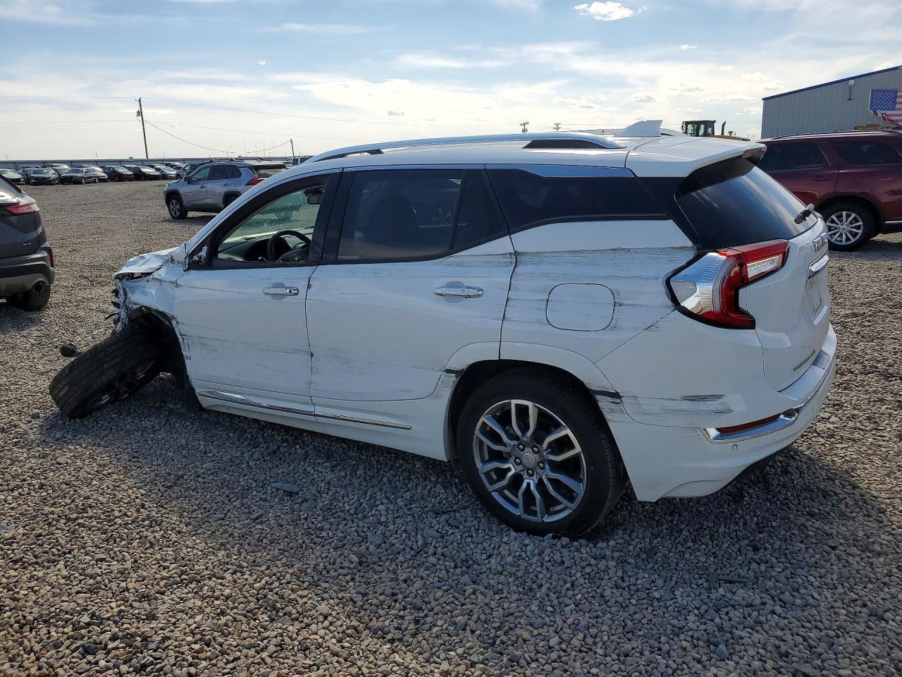 2023 GMC Terrain Denali - Фото 2