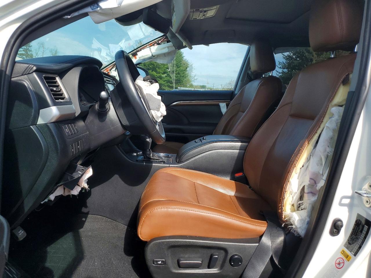 2019 Toyota Highlander Hybrid Limited - Фото 7