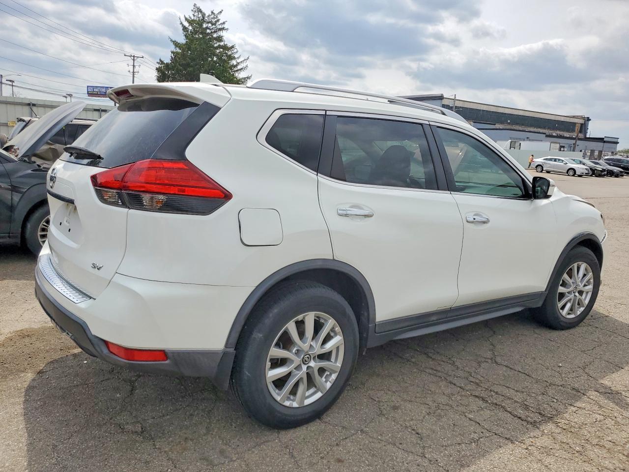 2017 Nissan Rogue Sv - Фото 3