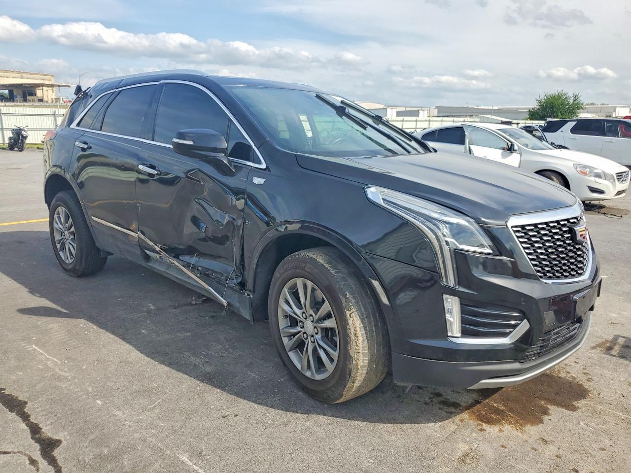 2021 Cadillac Xt5 Premium Luxury - Image 4