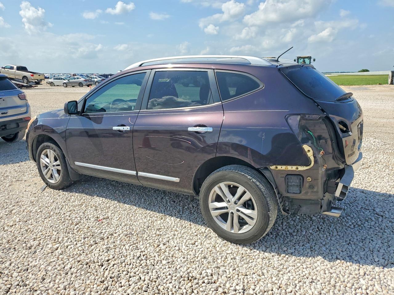 2013 Nissan Rogue S - Фото 2